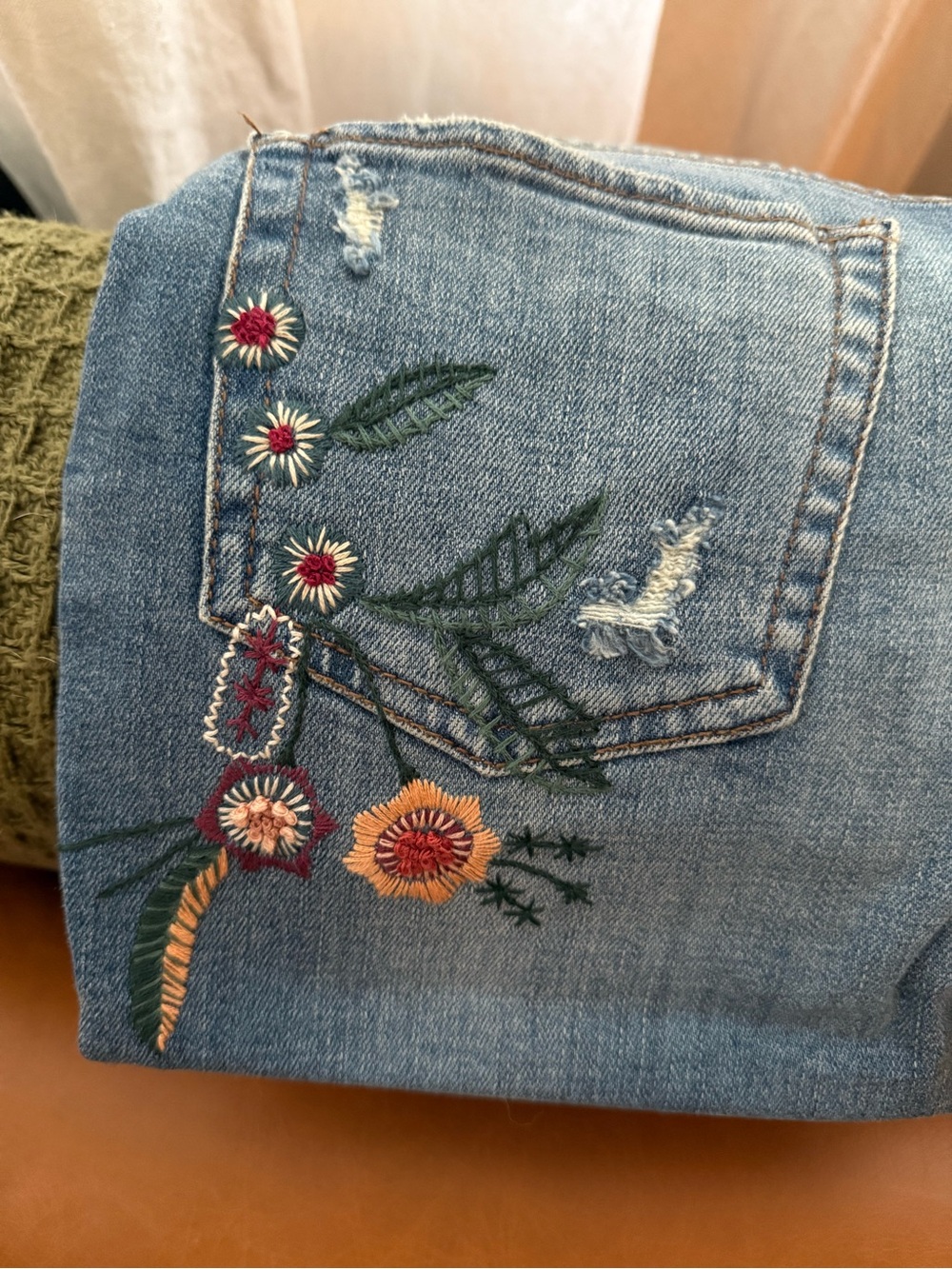 wild fable Light Blue Skinny Jeans with Embroidered Floral Accents